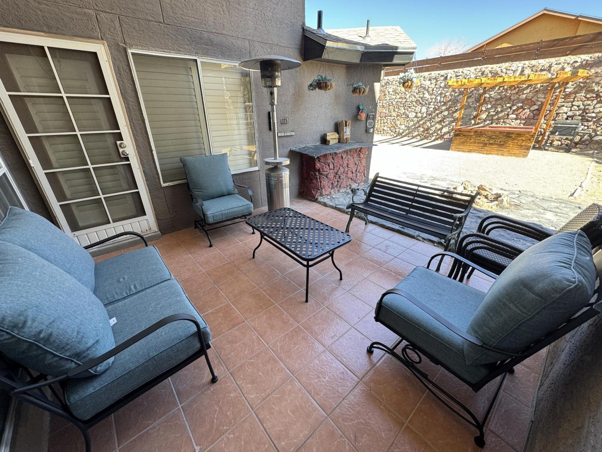 Peaceful West: 4Br Dusk Haven Villa El Paso Exteriör bild